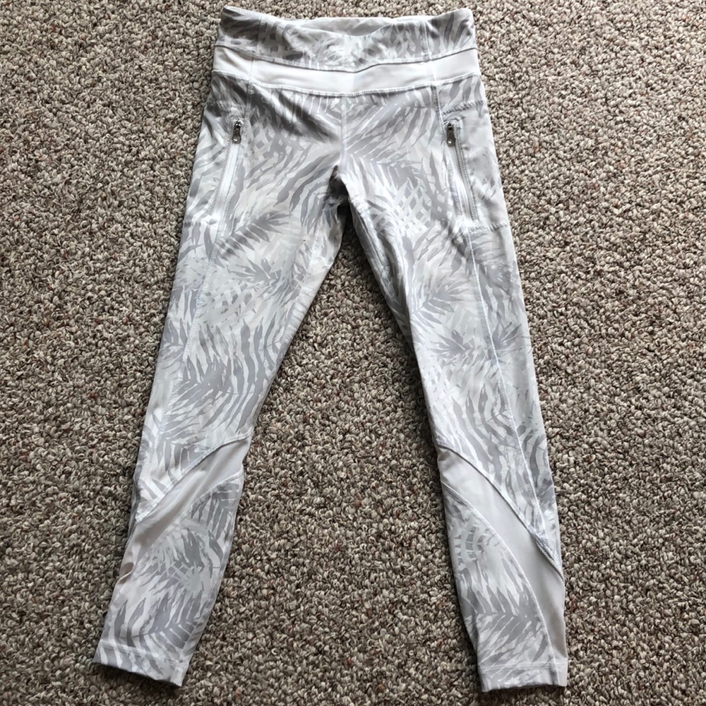 Lululemon patterned leggings sz 2